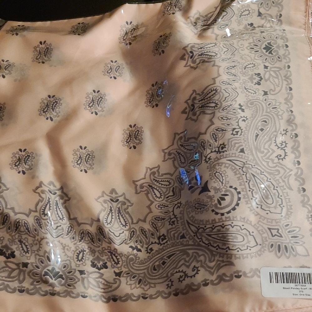 Paisley Print Scarf Coco Puss New in packaing